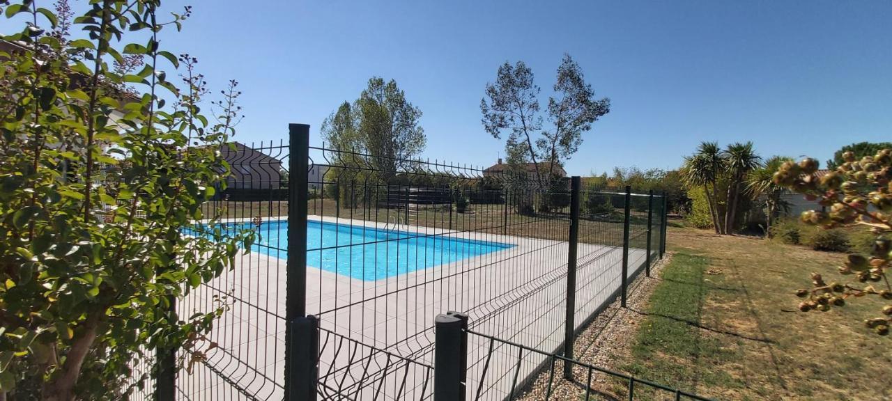La Campagne Romantique - Avec Entree Autonome, Clim Neuve, Parking Prive & Sa Piscine ! - Saint-Sulpice  Buitenkant foto
