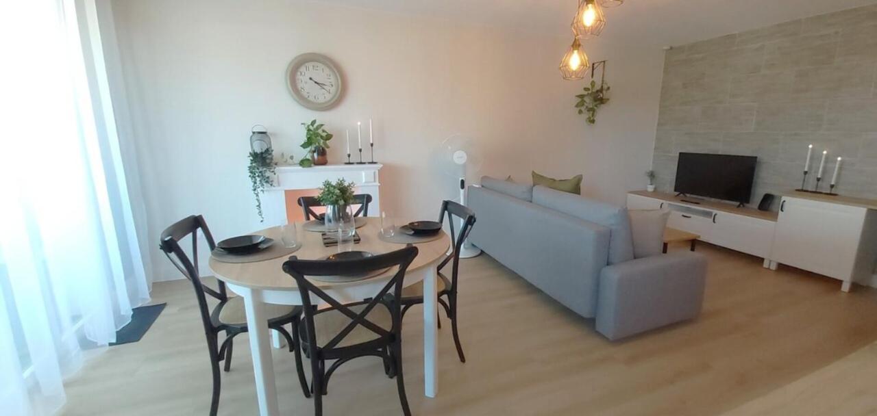 La Campagne Romantique - Avec Entree Autonome, Clim Neuve, Parking Prive & Sa Piscine ! - Saint-Sulpice  Buitenkant foto